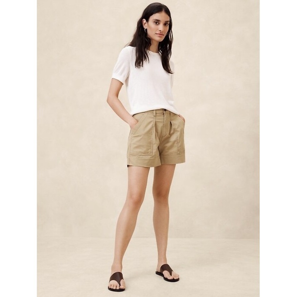 Banana Republic Authentic Chino Utility Short‎ Khaki Beige Size 8 5" Inseam